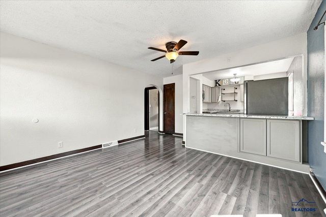 712 N West Boulevard, Rapid City, SD 57701