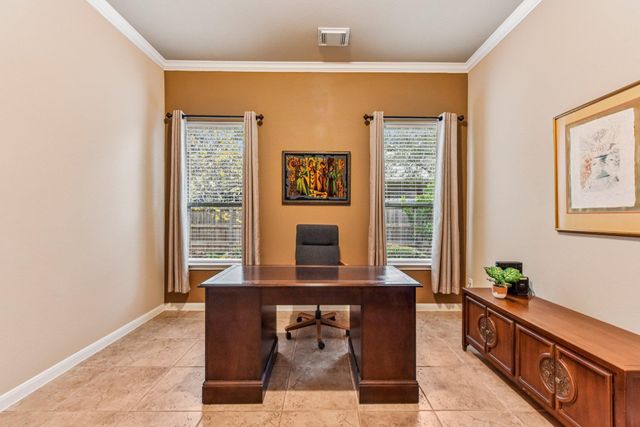 303 Flagstone CT, Cedar Park, TX 78613