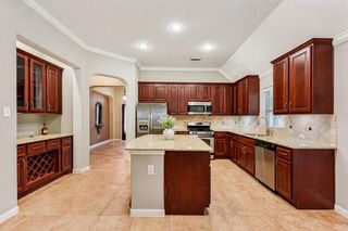 303 Flagstone CT, Cedar Park, TX 78613