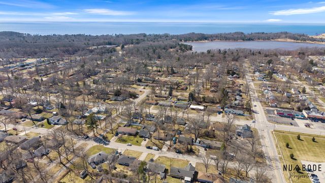 3447 Chippewa Drive, Norton Shores, MI 49441