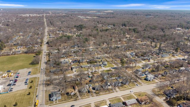 3447 Chippewa Drive, Norton Shores, MI 49441