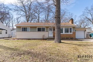 3447 Chippewa Drive, Norton Shores, MI 49441