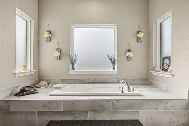 227 Amanda Drive, Weatherford, TX 76088