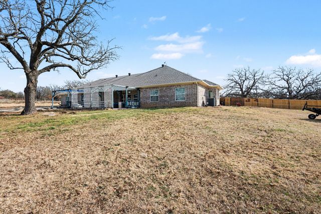 227 Amanda Drive, Weatherford, TX 76088