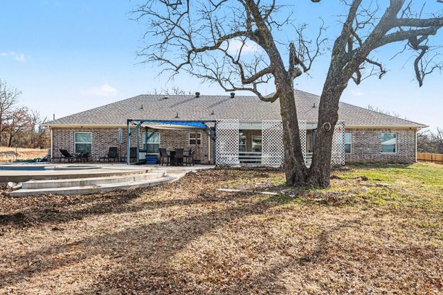 227 Amanda Drive, Weatherford, TX 76088