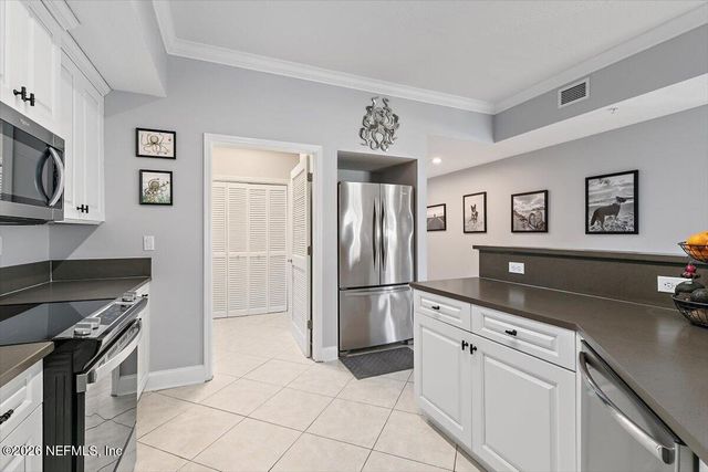 1236 1ST Street N 305, Jacksonville Beach, FL 32250