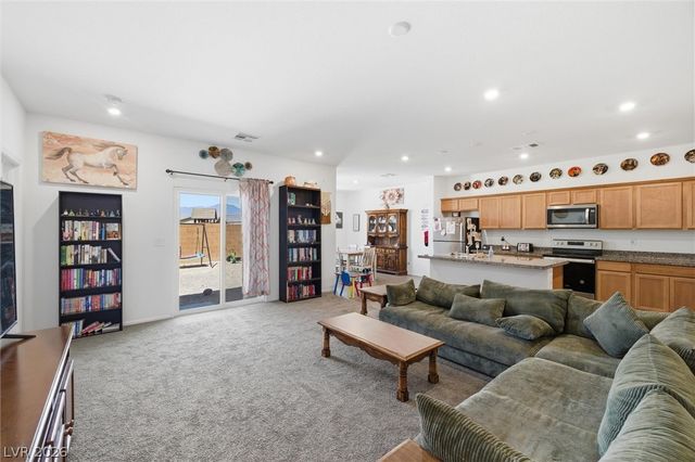 3966 East Kenosha Way, Pahrump, NV 89061