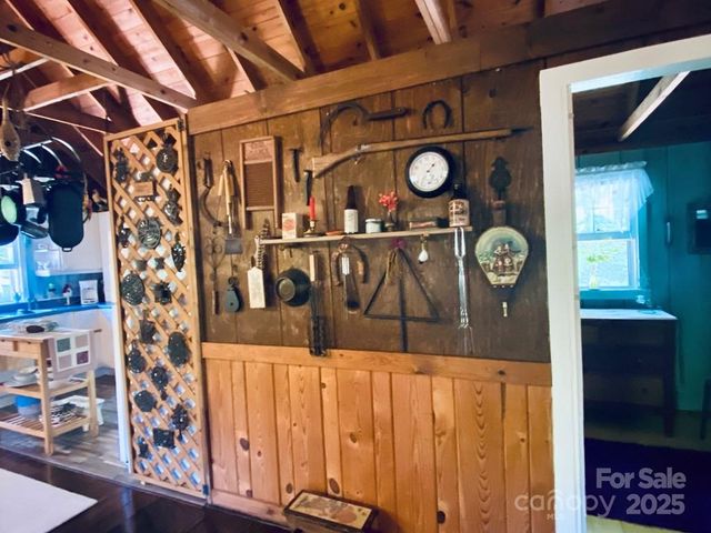 100 Crosspatch Drive, Bryson City, NC 28713