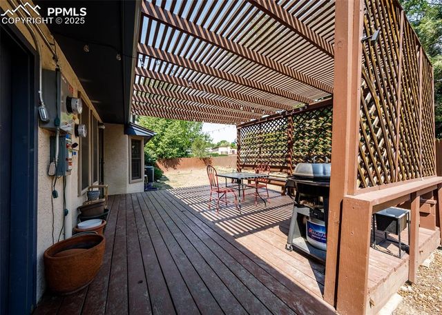 7 Briargate Terrace, Pueblo, CO 81001