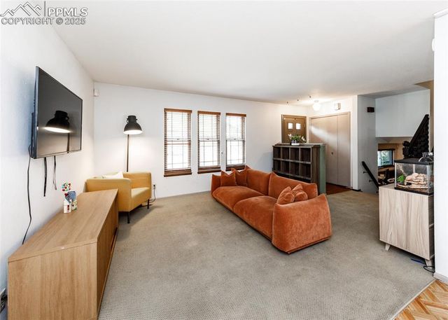 7 Briargate Terrace, Pueblo, CO 81001