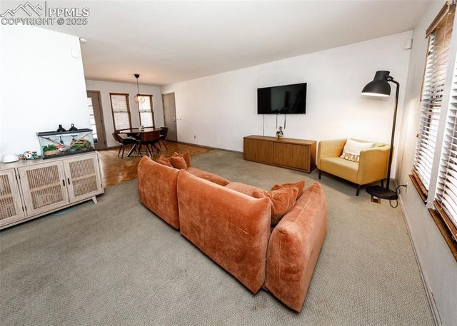 7 Briargate Terrace, Pueblo, CO 81001