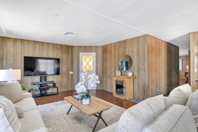 15750 Arroyo 212, Moorpark, CA 93021