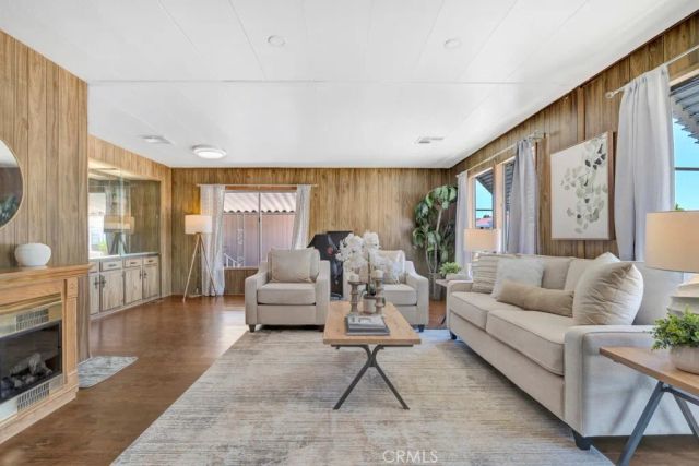 15750 Arroyo 212, Moorpark, CA 93021