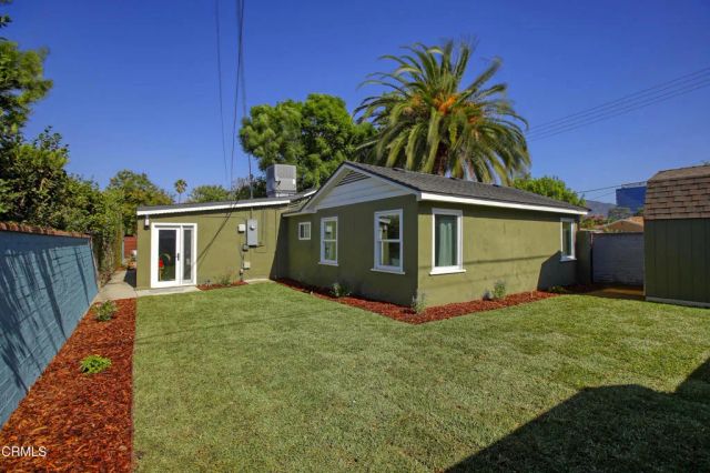 2901 W Oak Street, Burbank, CA 91505