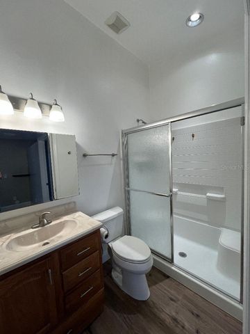 270 E LAKE AVENUE, Longwood, FL 32750