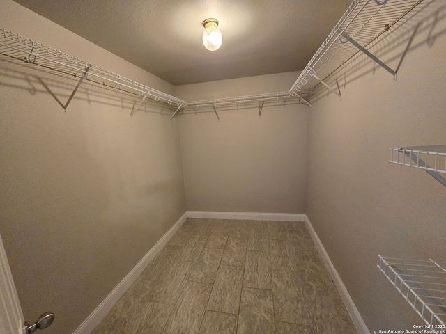 24611 Magnolia Falls, San Antonio, TX 78261