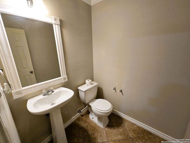 24611 Magnolia Falls, San Antonio, TX 78261