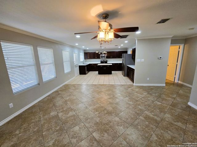 24611 Magnolia Falls, San Antonio, TX 78261