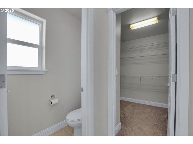 812 N 27TH Ave, Cornelius, OR 97113