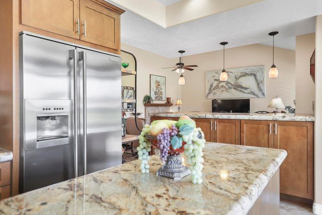 175 Las Lomas, Palm Desert, CA 92260
