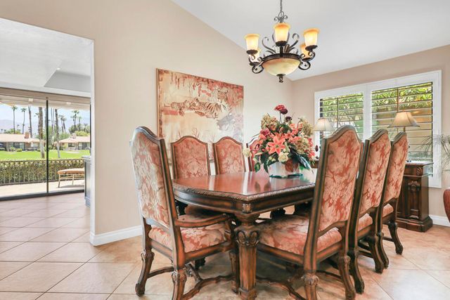 175 Las Lomas, Palm Desert, CA 92260