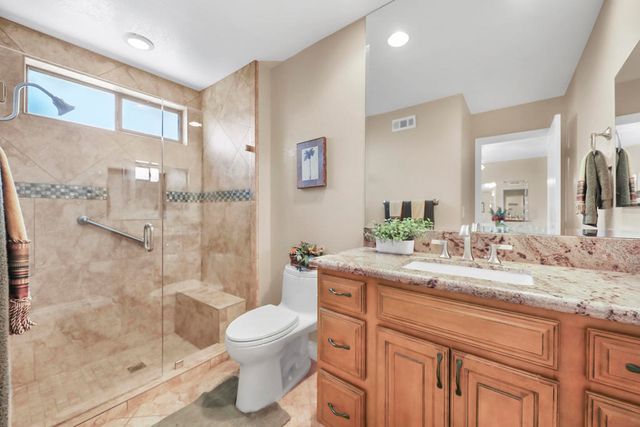 175 Las Lomas, Palm Desert, CA 92260