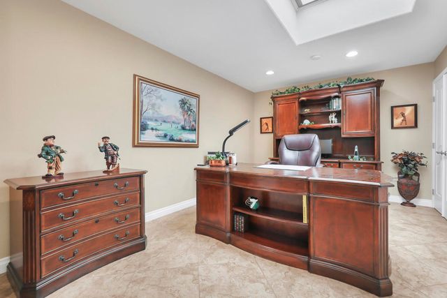 175 Las Lomas, Palm Desert, CA 92260