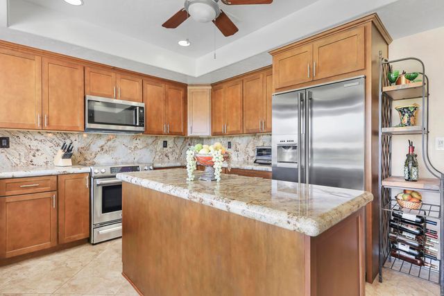 175 Las Lomas, Palm Desert, CA 92260