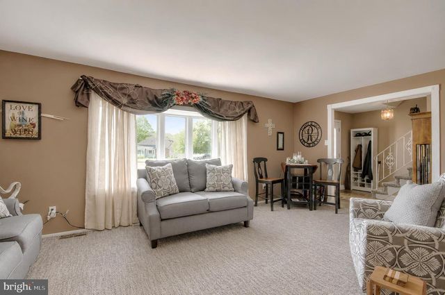 12 CASTOR CT, Blackwood, NJ 08012