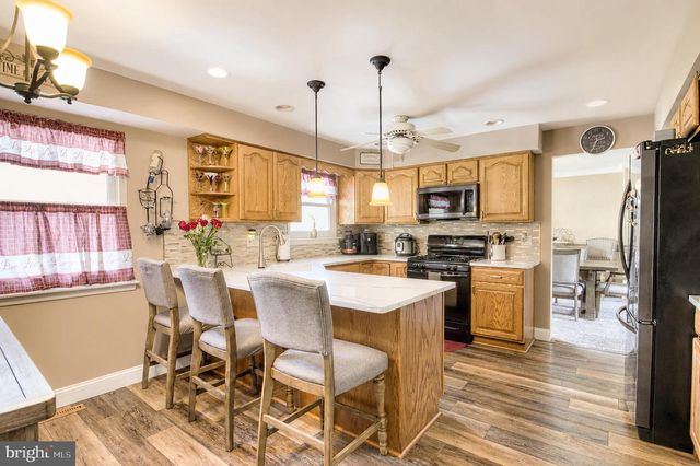 12 CASTOR CT, Blackwood, NJ 08012