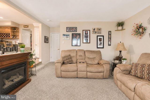 12 CASTOR CT, Blackwood, NJ 08012