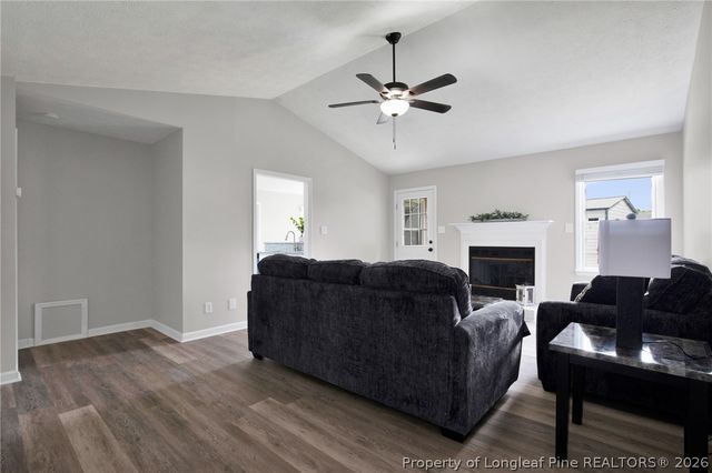 805 Windingwood Place, Hope Mills, NC 28348