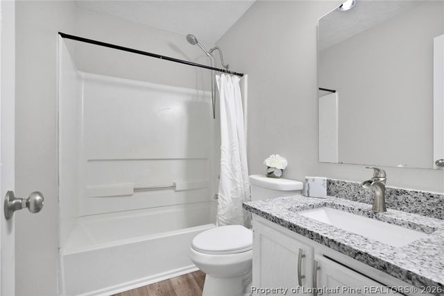 805 Windingwood Place, Hope Mills, NC 28348