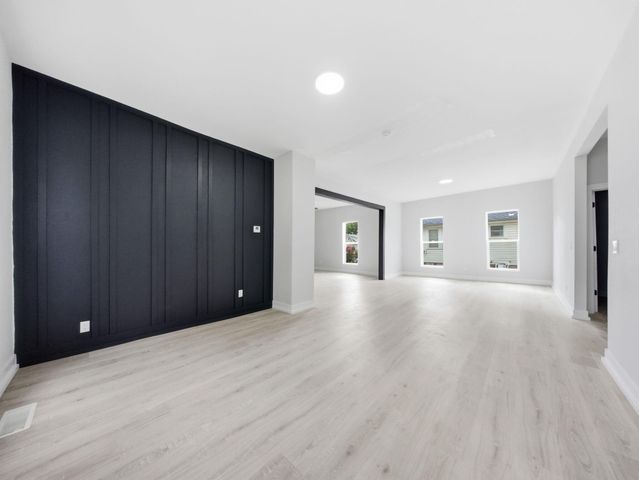 1139 W Lynn Street, Springfield, MO 65802