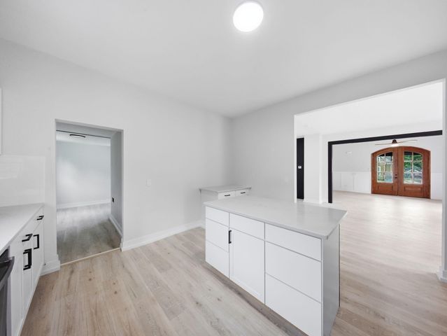 1139 W Lynn Street, Springfield, MO 65802