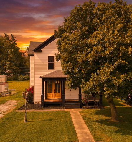 1139 W Lynn Street, Springfield, MO 65802