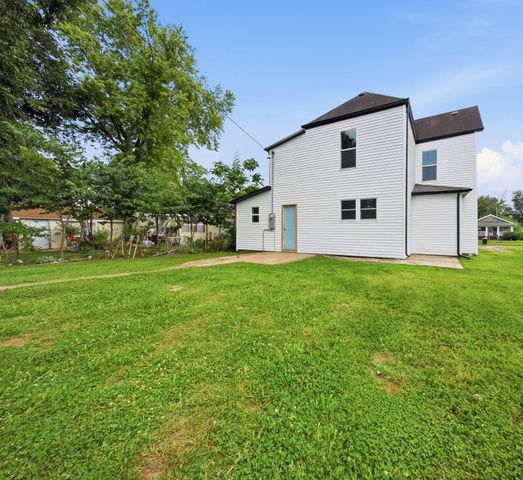 1139 W Lynn Street, Springfield, MO 65802