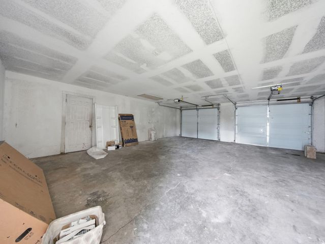 1139 W Lynn Street, Springfield, MO 65802