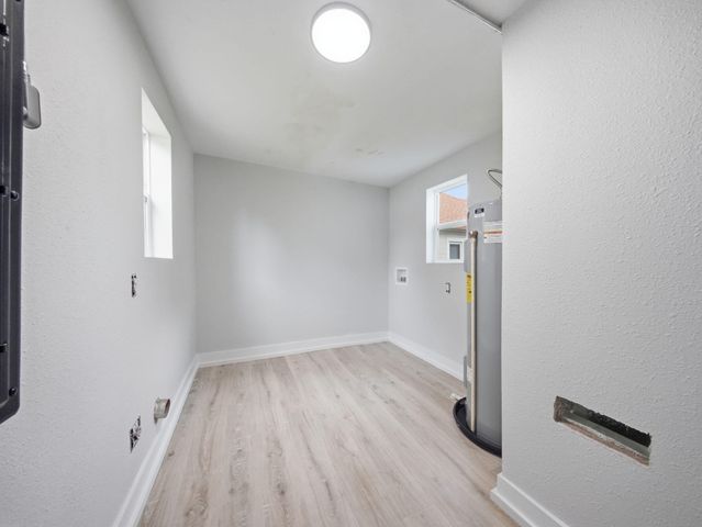1139 W Lynn Street, Springfield, MO 65802