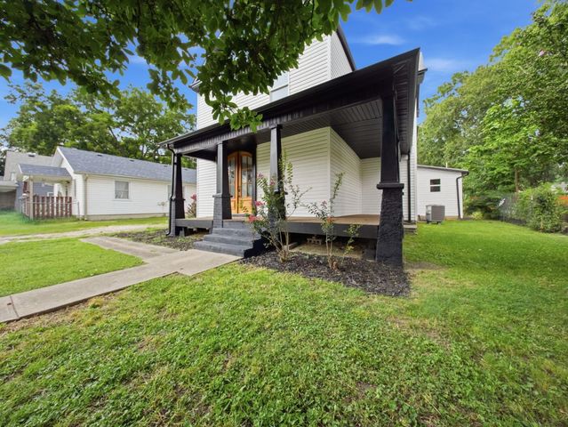 1139 W Lynn Street, Springfield, MO 65802