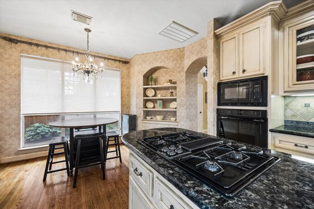 2034 Norfolk Street, Houston, TX 77098