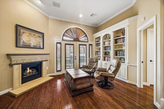 2034 Norfolk Street, Houston, TX 77098