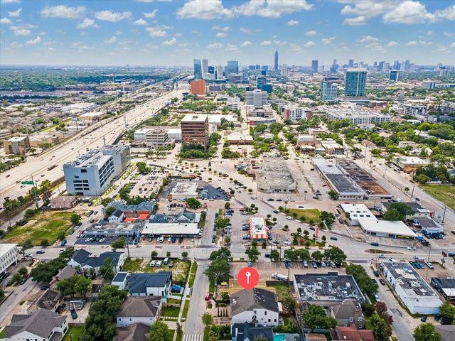2034 Norfolk Street, Houston, TX 77098