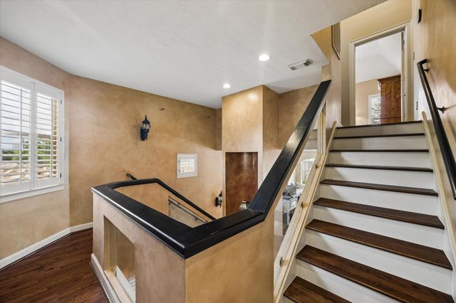 2034 Norfolk Street, Houston, TX 77098