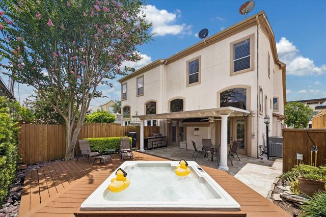 2034 Norfolk Street, Houston, TX 77098