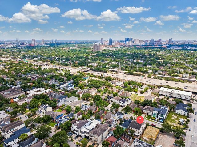 2034 Norfolk Street, Houston, TX 77098