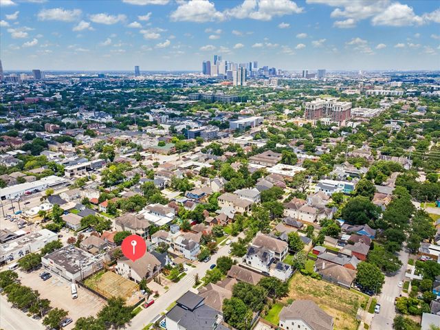 2034 Norfolk Street, Houston, TX 77098