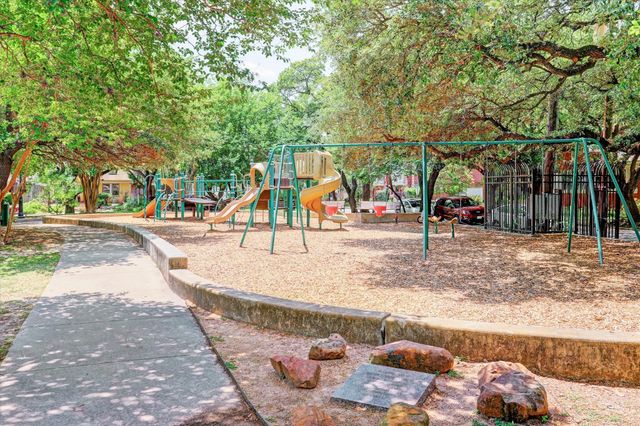 2034 Norfolk Street, Houston, TX 77098