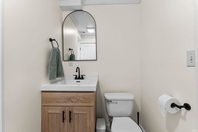 106 EMS C30 Lane, Warsaw, IN 46582