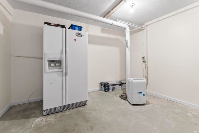 106 EMS C30 Lane, Warsaw, IN 46582